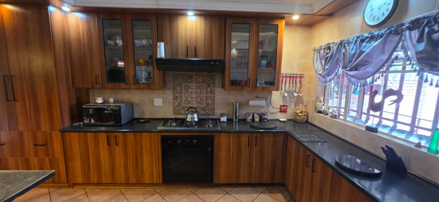 3 Bedroom Property for Sale in Flimieda North West